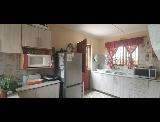 2 BEDROOM PROPERTY TO RENT IN EMPANGENI CENTRAL